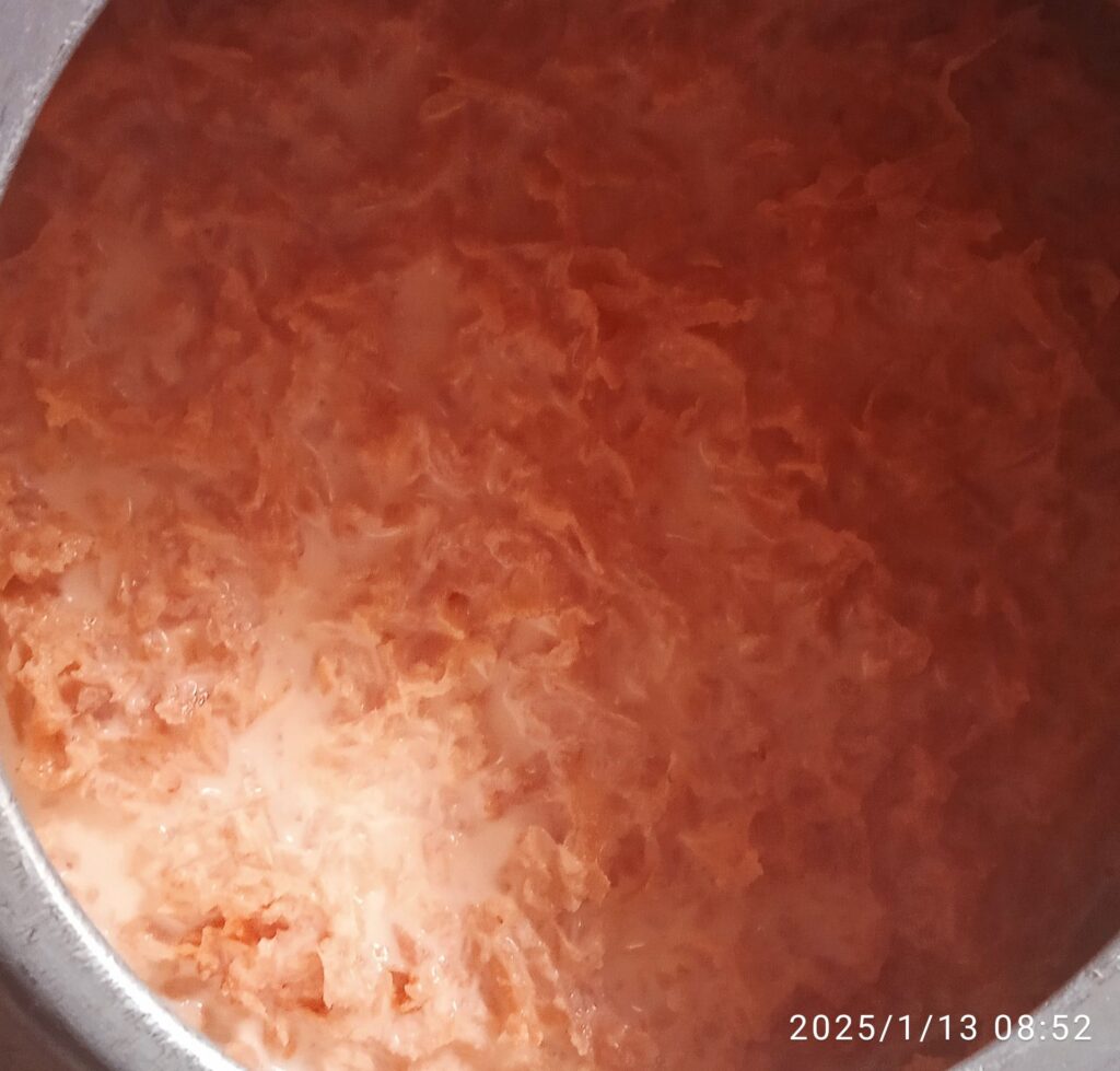 Gajar cooked in milk