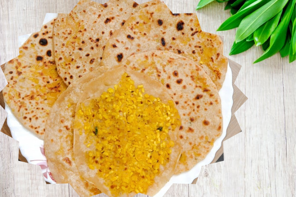 Dal Paratha/ moong dal Paratha