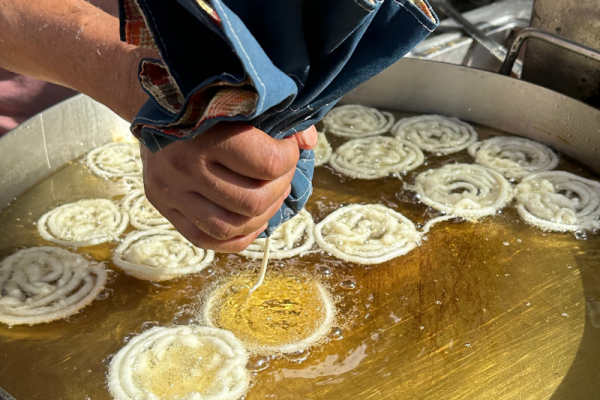 Shaping jalebi Shaping jalebi